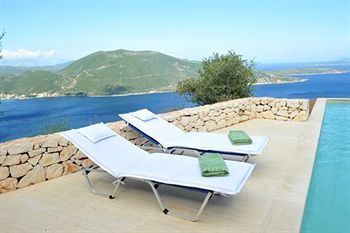 Urania Luxury Villas Pondi Esterno foto